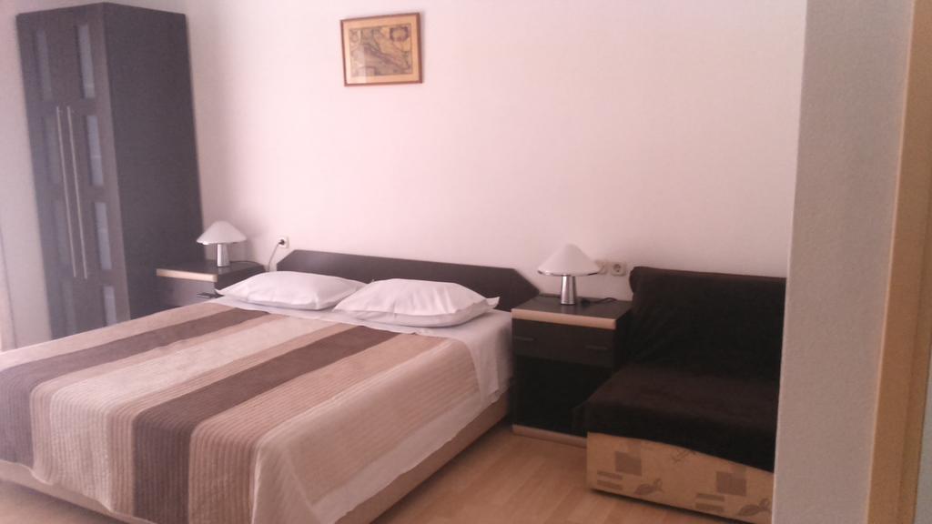 Apartments Lorenco Brela Εξωτερικό φωτογραφία