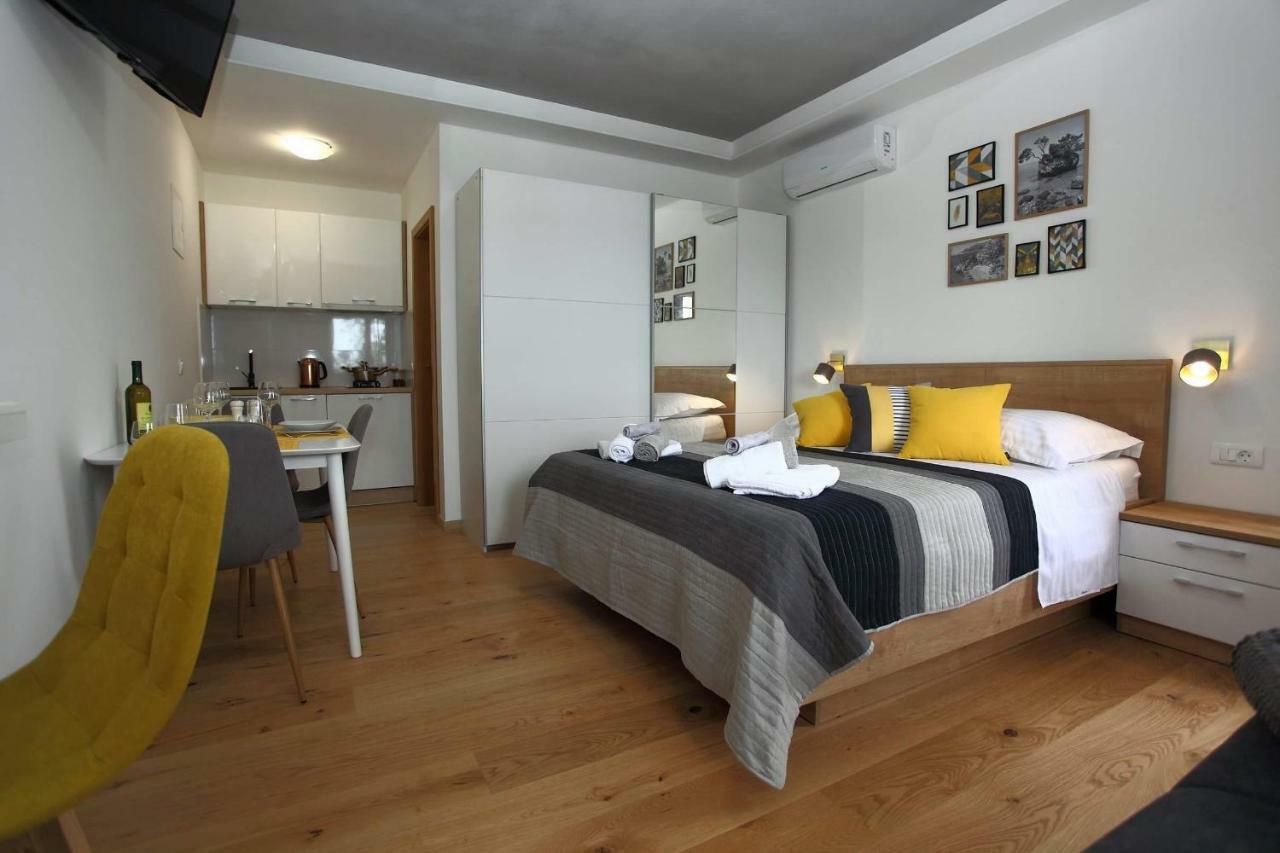 Apartments Lorenco Brela Εξωτερικό φωτογραφία