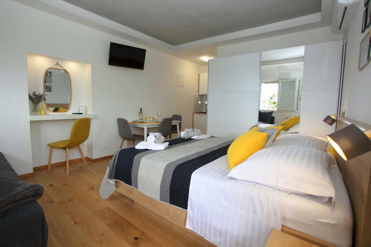 Apartments Lorenco Brela Εξωτερικό φωτογραφία